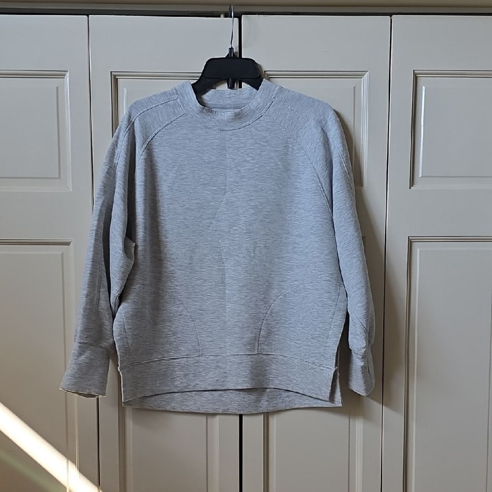 YPB,Women's Light Gray Pullover Sweatshirt, NWOT